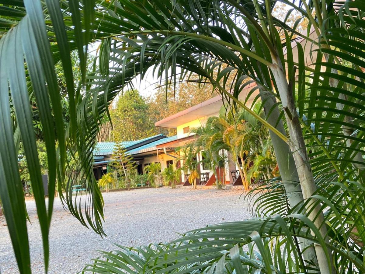 מאה פים Kevin Resort מראה חיצוני תמונה